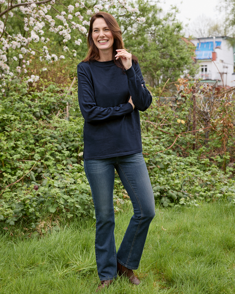 FEINSTRICKPULLI MIT STEHKRAGEN