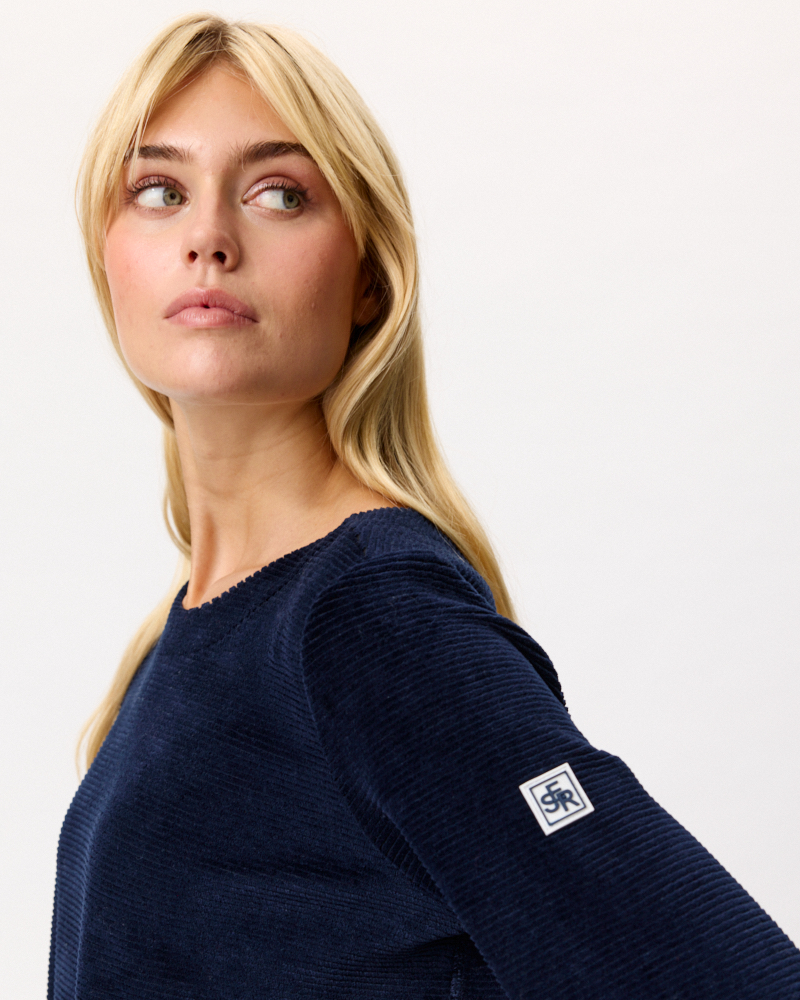 SWEATSHIRT AUS SAMTCORD