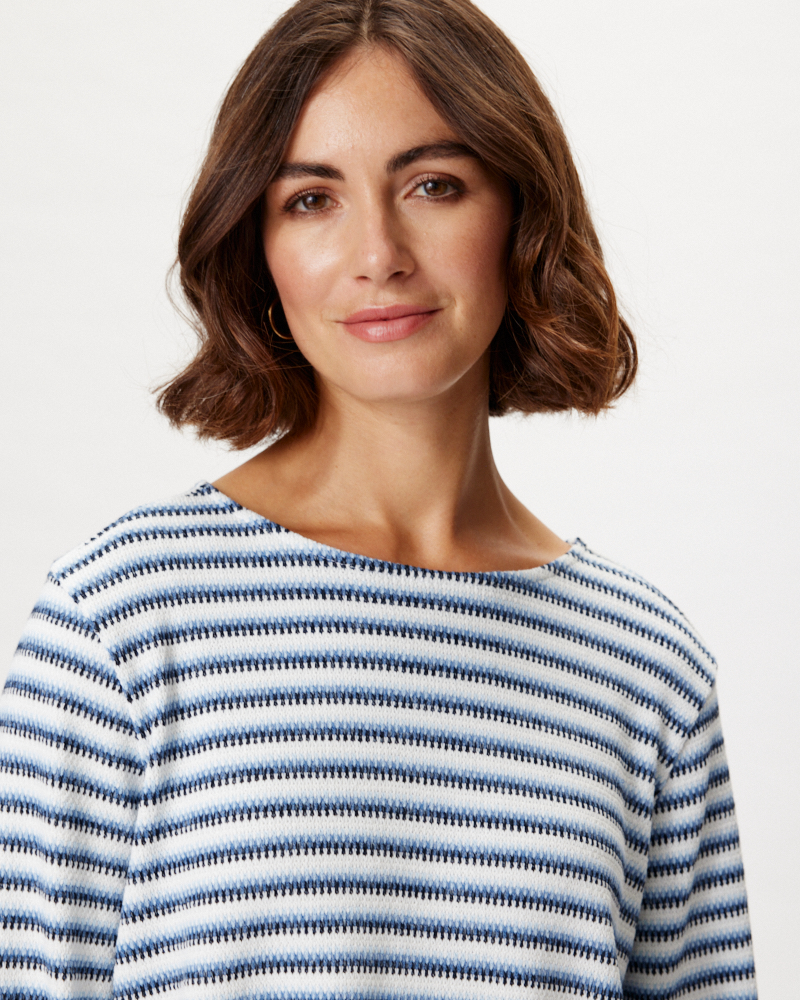 LOCKERER STREIFENPULLI VON SER