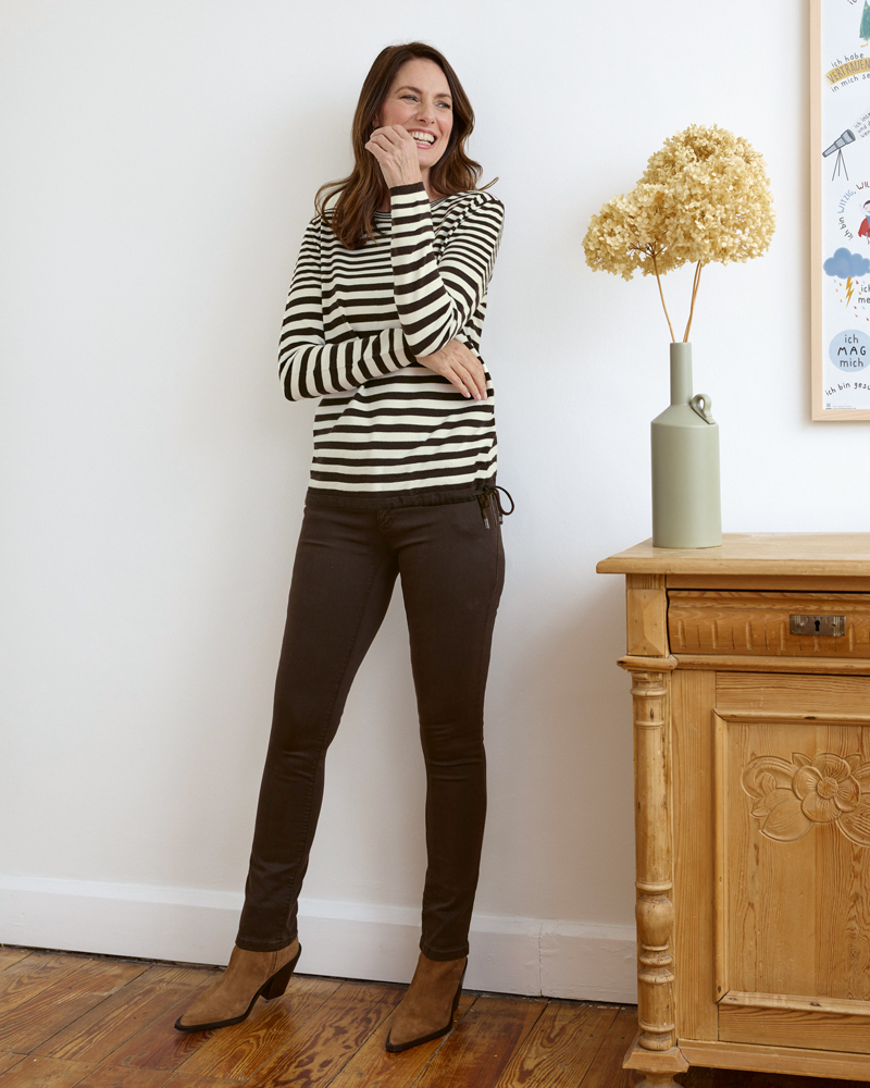 SPORTLICHER FEINSTRICKPULLI