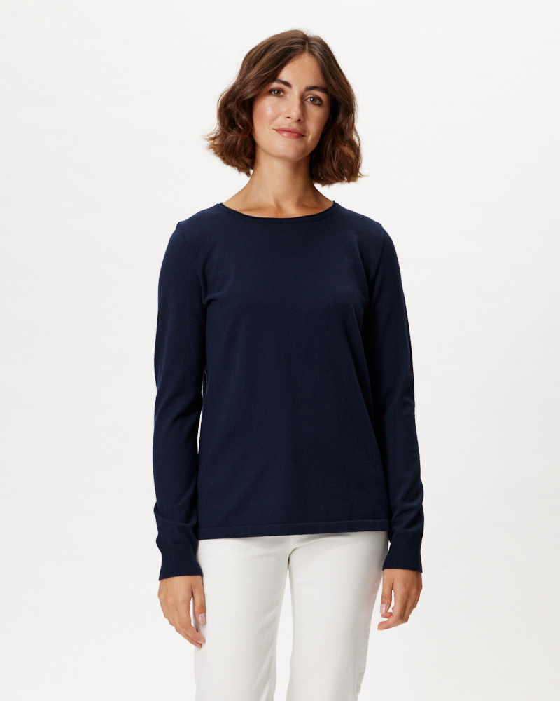 BASIC-PULLI IN ZWEI FARBEN