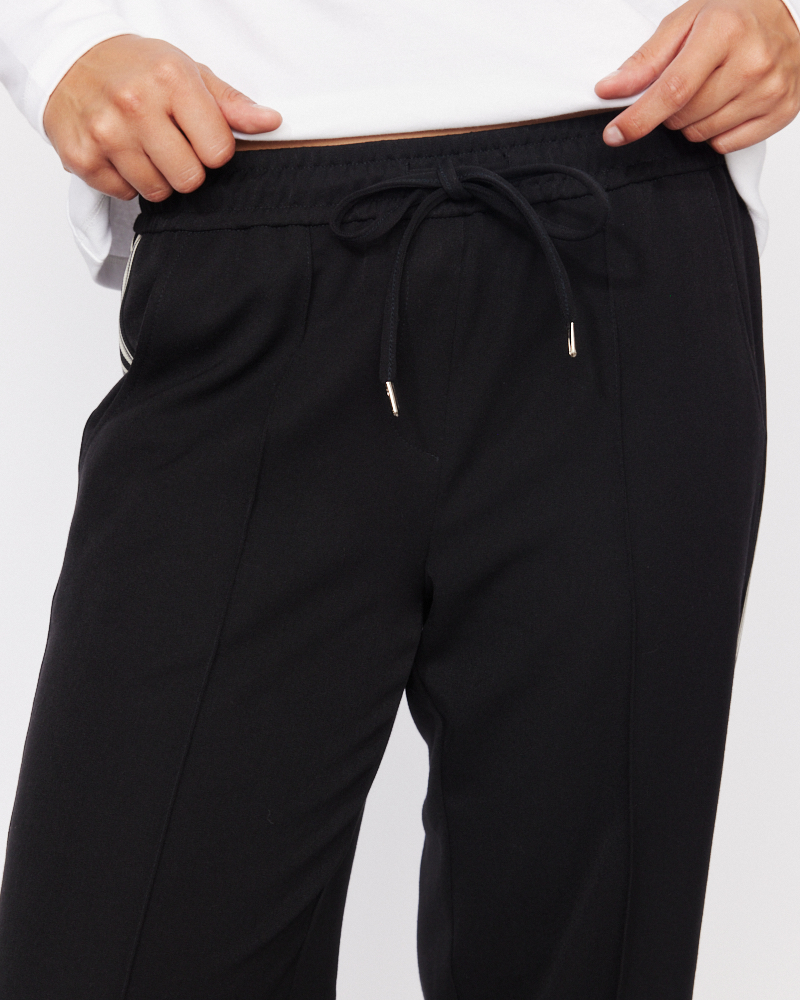 Hose N mit Seitenstreifen von SOPHIE LOVES PANTS