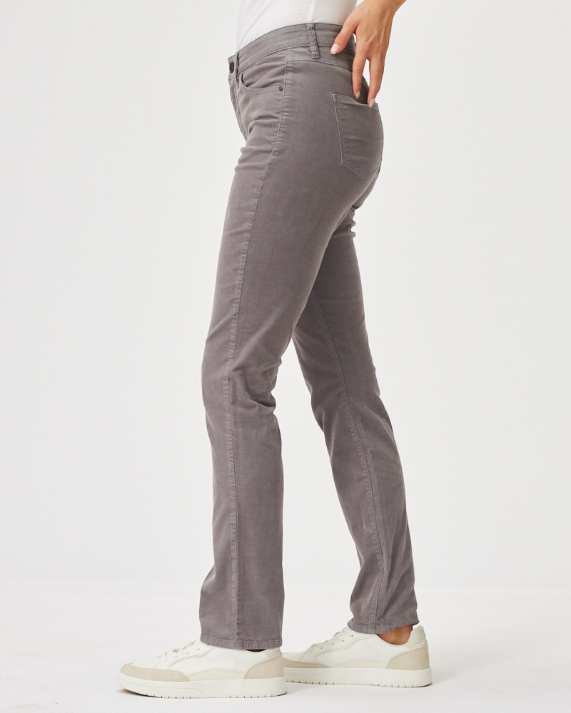 BABYCORD-STRETCH-JEANS L VON PADDOCKS