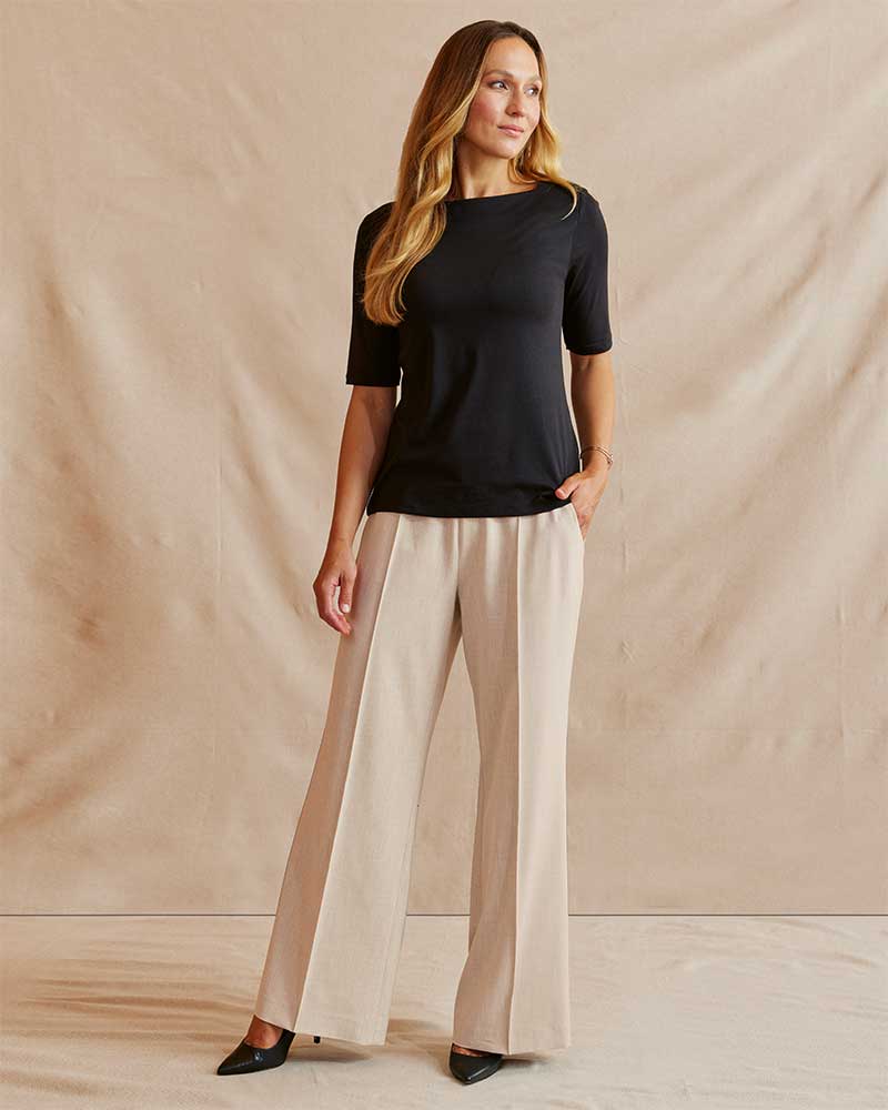 SHIRT MIT U-BOOT-AUSSCHNITT