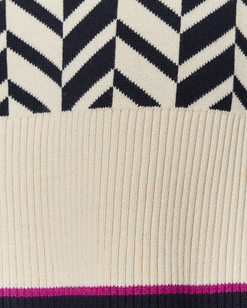 Gemusterter Pulli