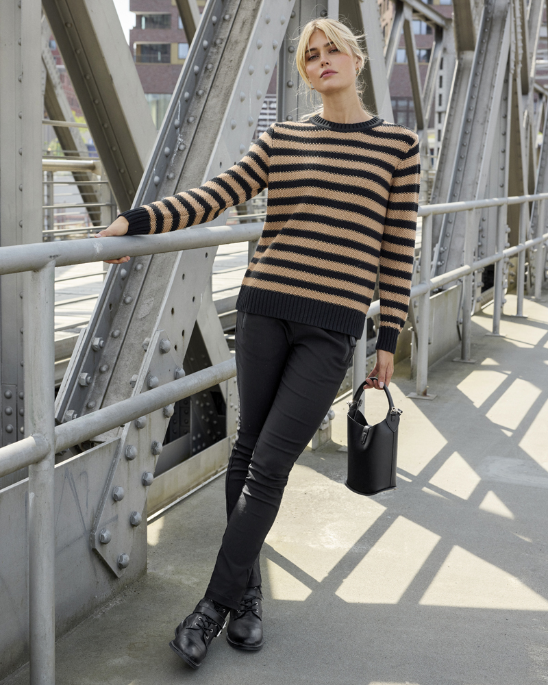 STREIFEN-PULLI VON NAVIGAZIONE