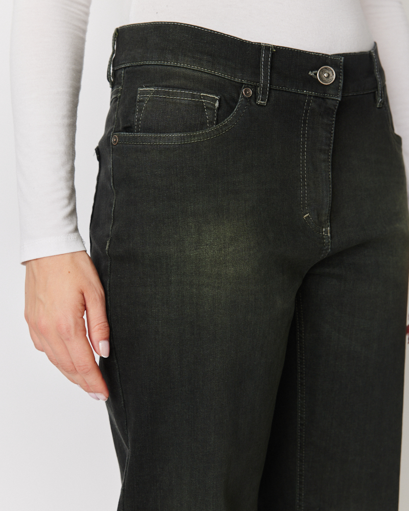 Großzügige Jeans L von BLOOMERS