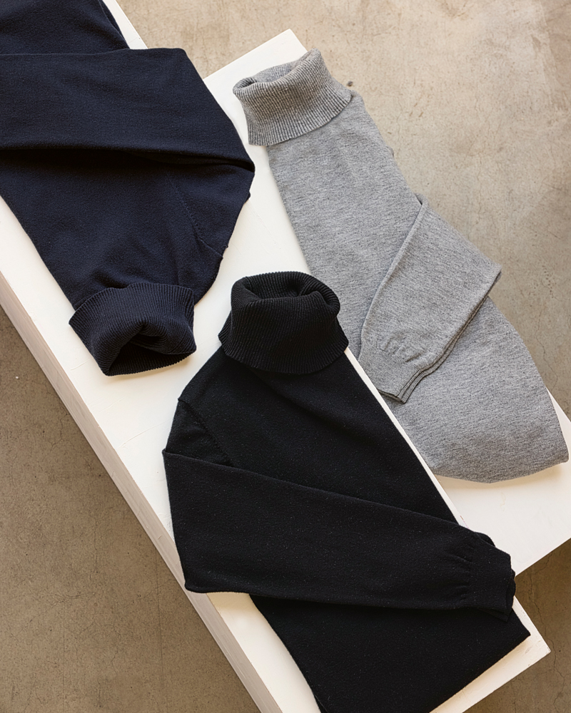 PULLI MIT ROLLKRAGEN VON NAVIGAZIONE