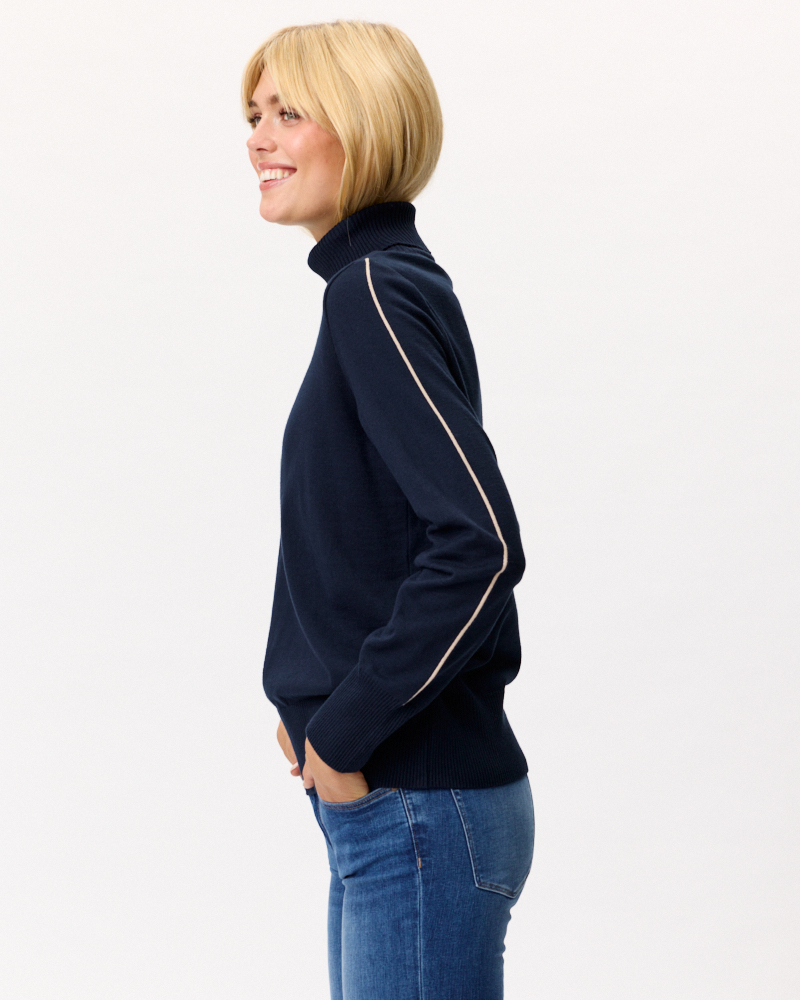 GERADER ROLLKRAGEN-PULLI