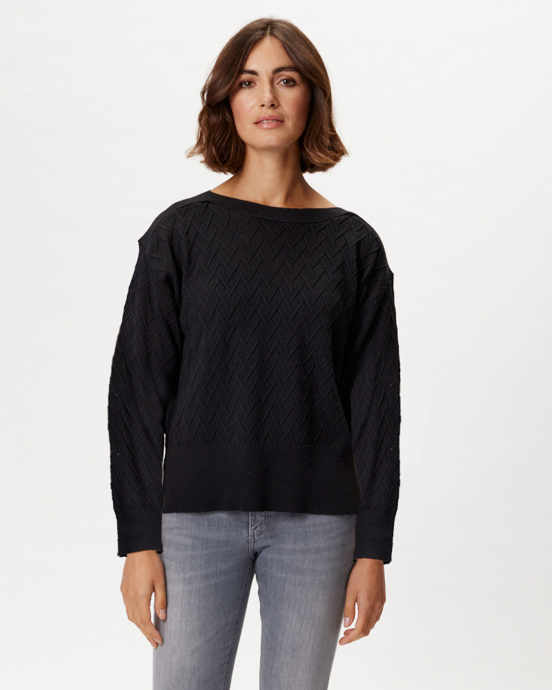 LEINENPULLI MIT U-BOOT-AUSSCHNITT