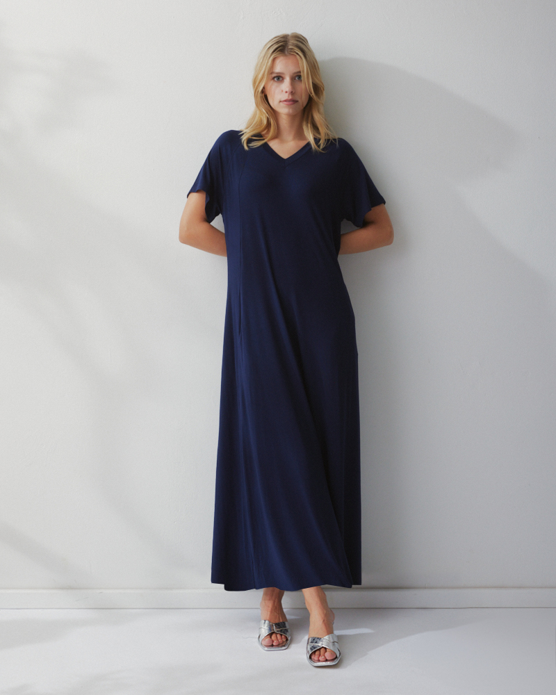 LANGES SOMMERKLEID