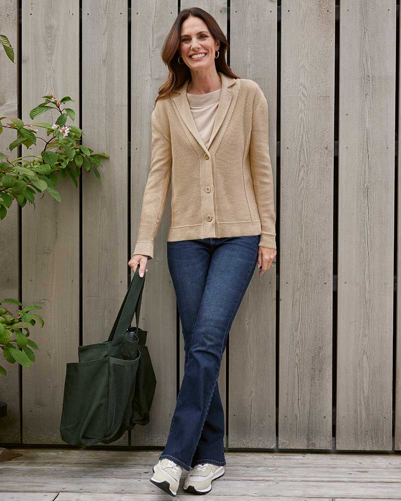 STRICKBLAZER IN ZWEI FARBEN