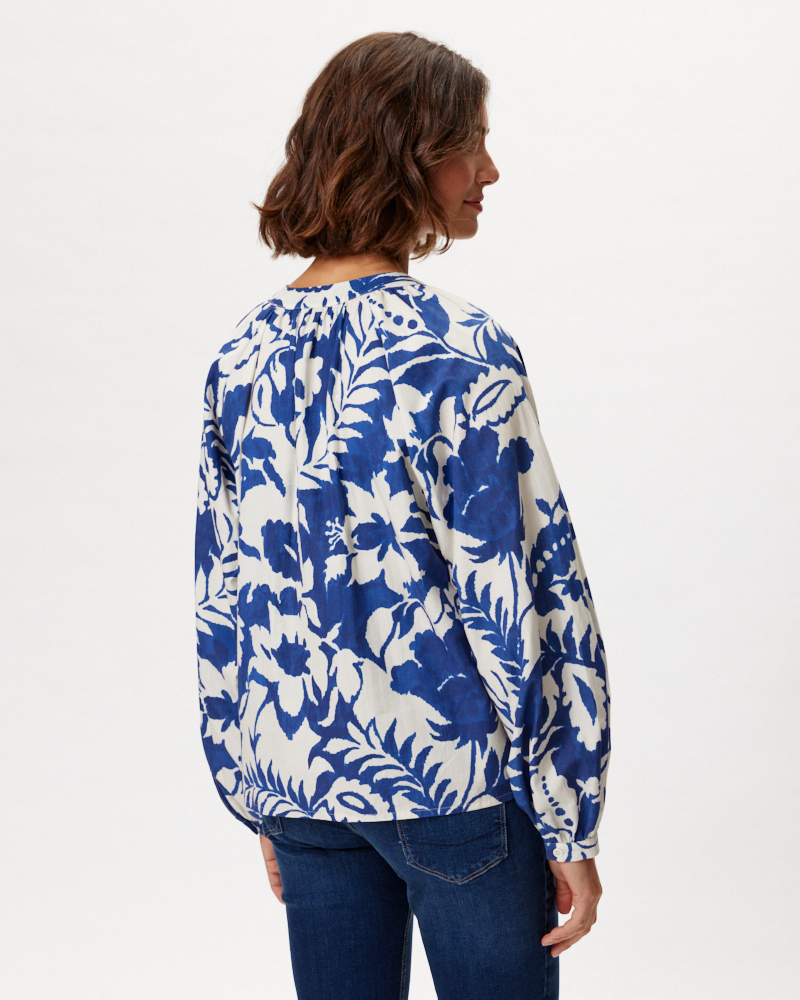 FLORALE TUNIKABLUSE VON BLUEBEERY