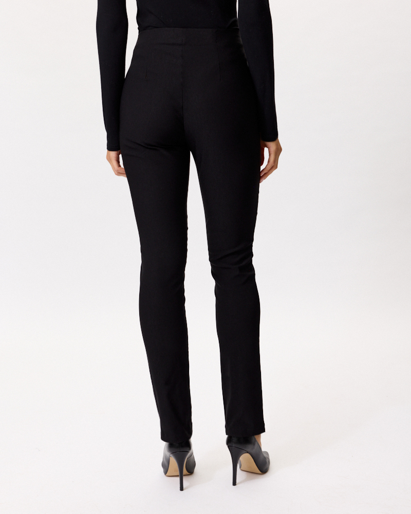 ELASTISCHE HOSE N VON NAVIGAZIONE