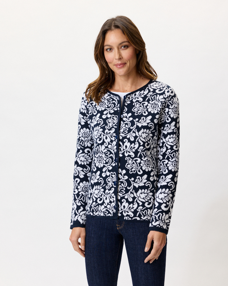 HOCHWERTIGE STRICKJACKE