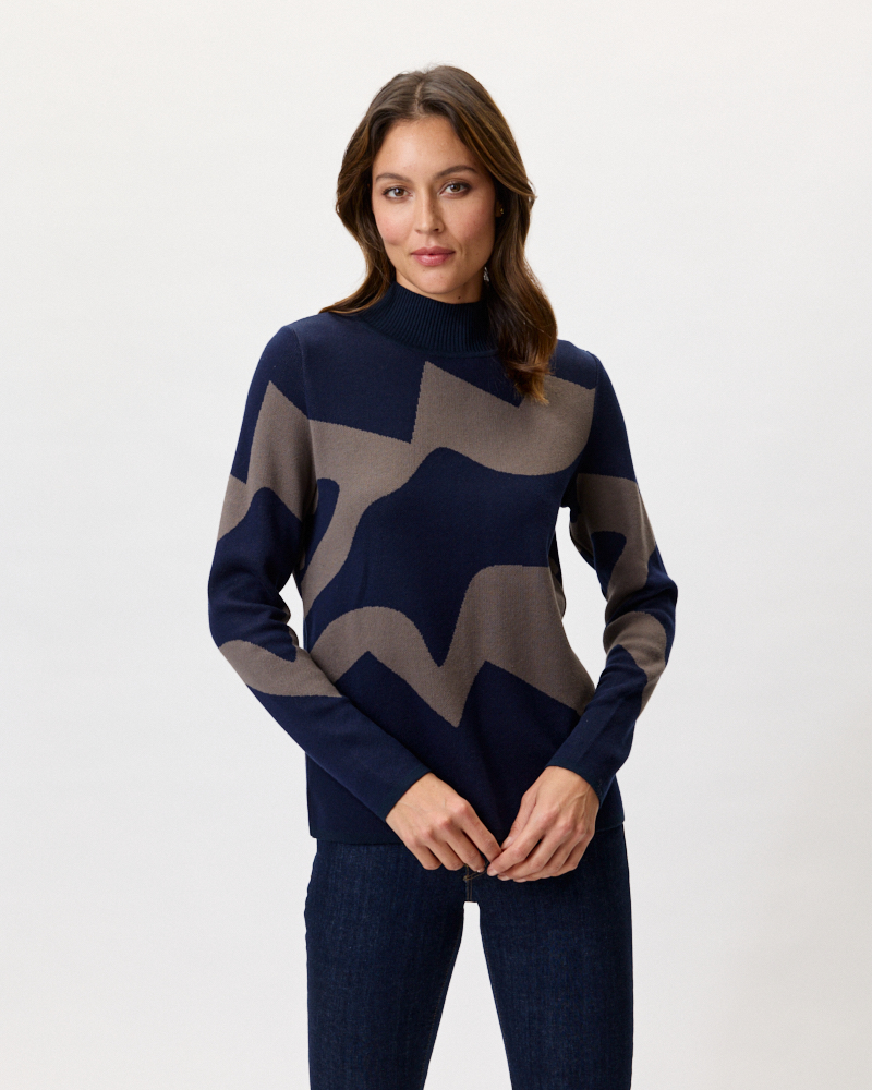 WEICHER FEINSTRICK-PULLI