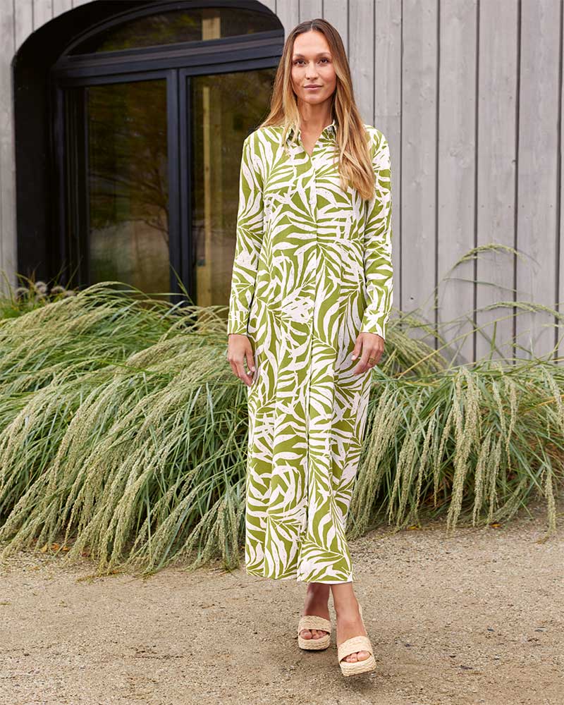 MAXIKLEID IN LEINENOPTIK