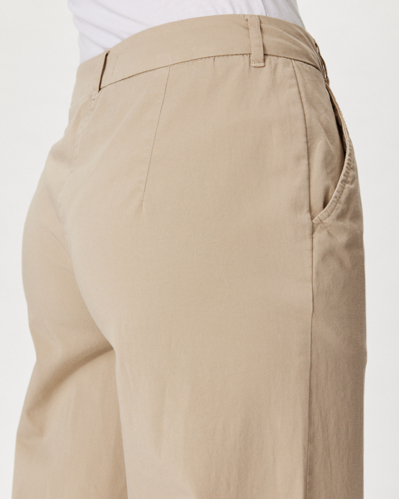 WEITE STRETCHHOSE N BLOOMERS