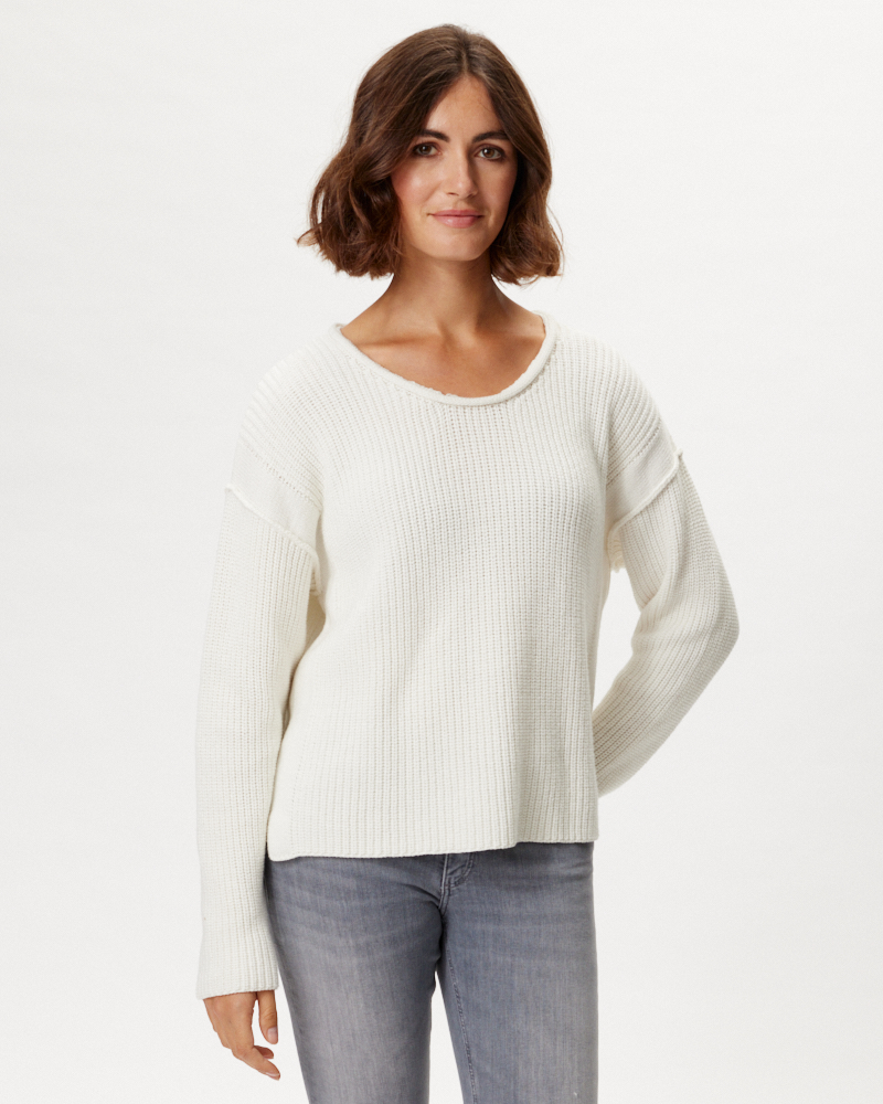 GROBSTRICKPULLI VON XOX