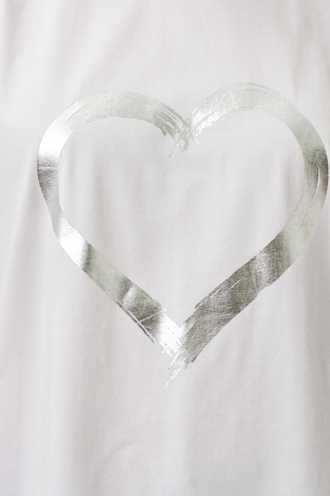 OVERSIZED-SHIRT MIT HERZ