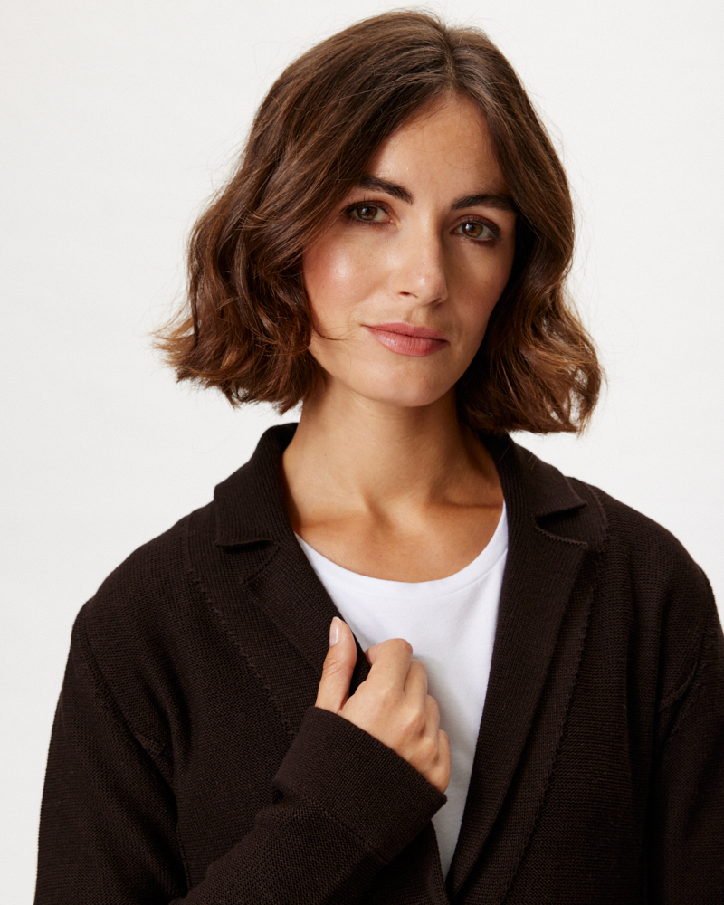 STRICKBLAZER IN ZWEI FARBEN