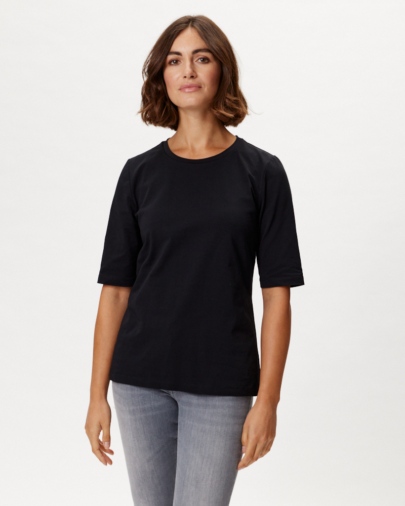 Basic-Shirt mit Rundhals-Ausschnitt