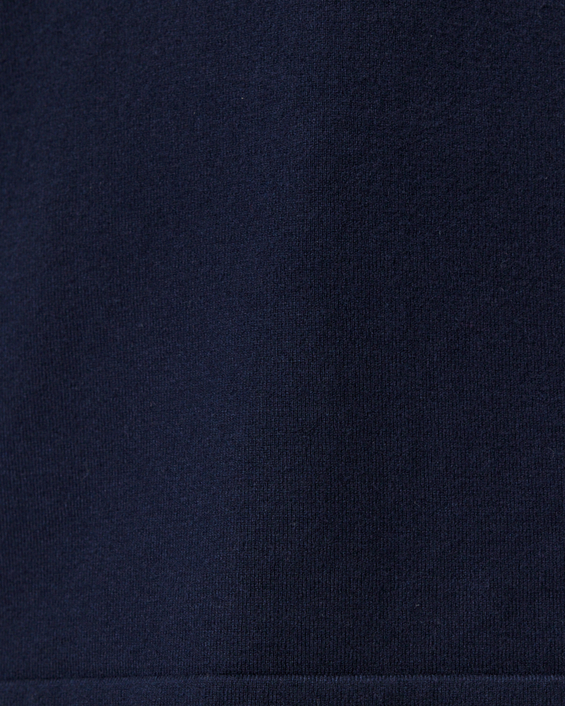 BASIC-PULLI IN ZWEI FARBEN