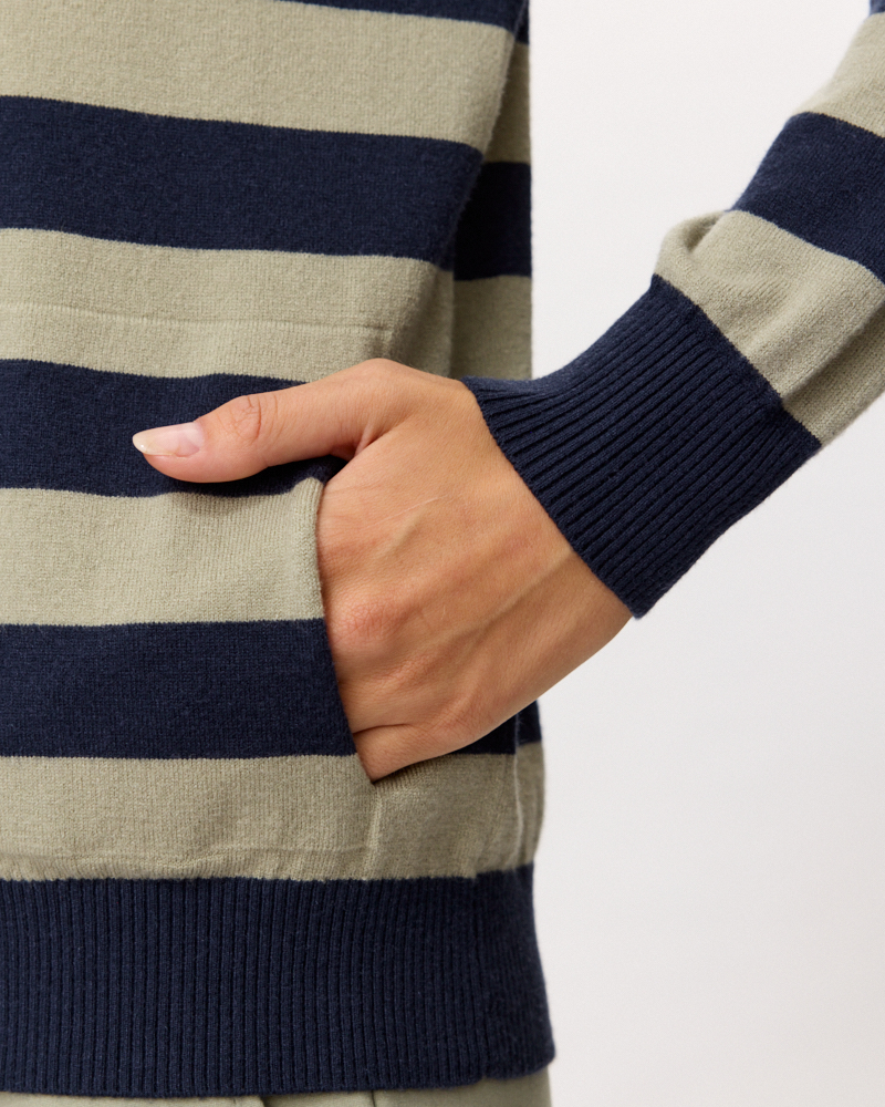 BLOCKSTREIFEN-STRICKJACKE