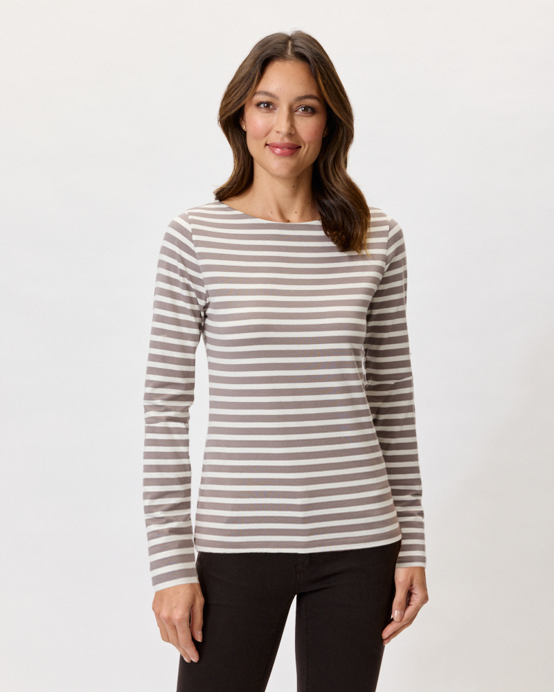 RINGELSHIRT MIT U-BOOT-AUSSCHNITT