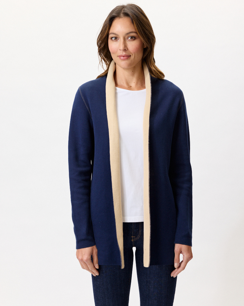 STRICKJACKE MIT SCHALKRAGEN