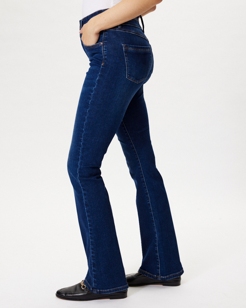BOOTCUT-JEANS L VON PADDOCKS