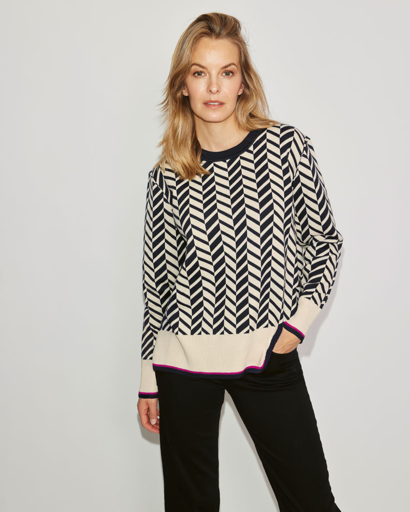 Gemusterter Pulli