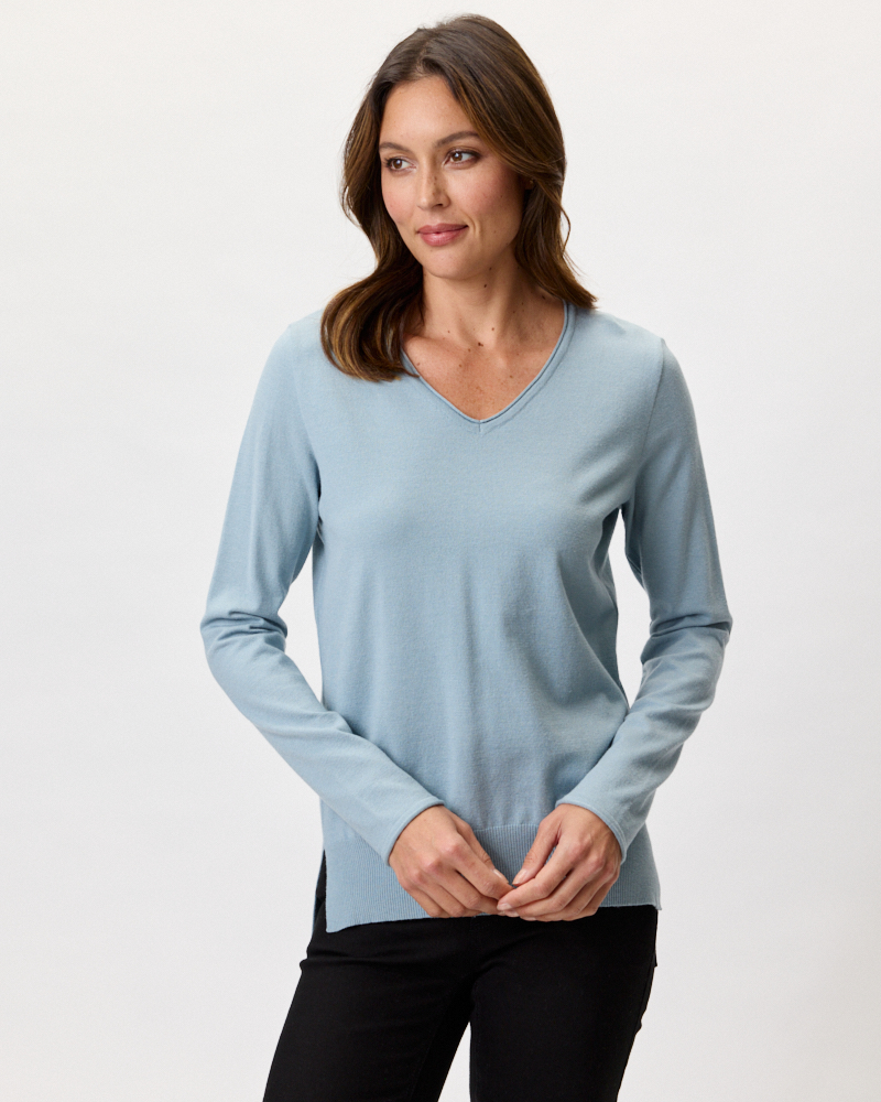 GERADER FEINSTRICK-PULLI