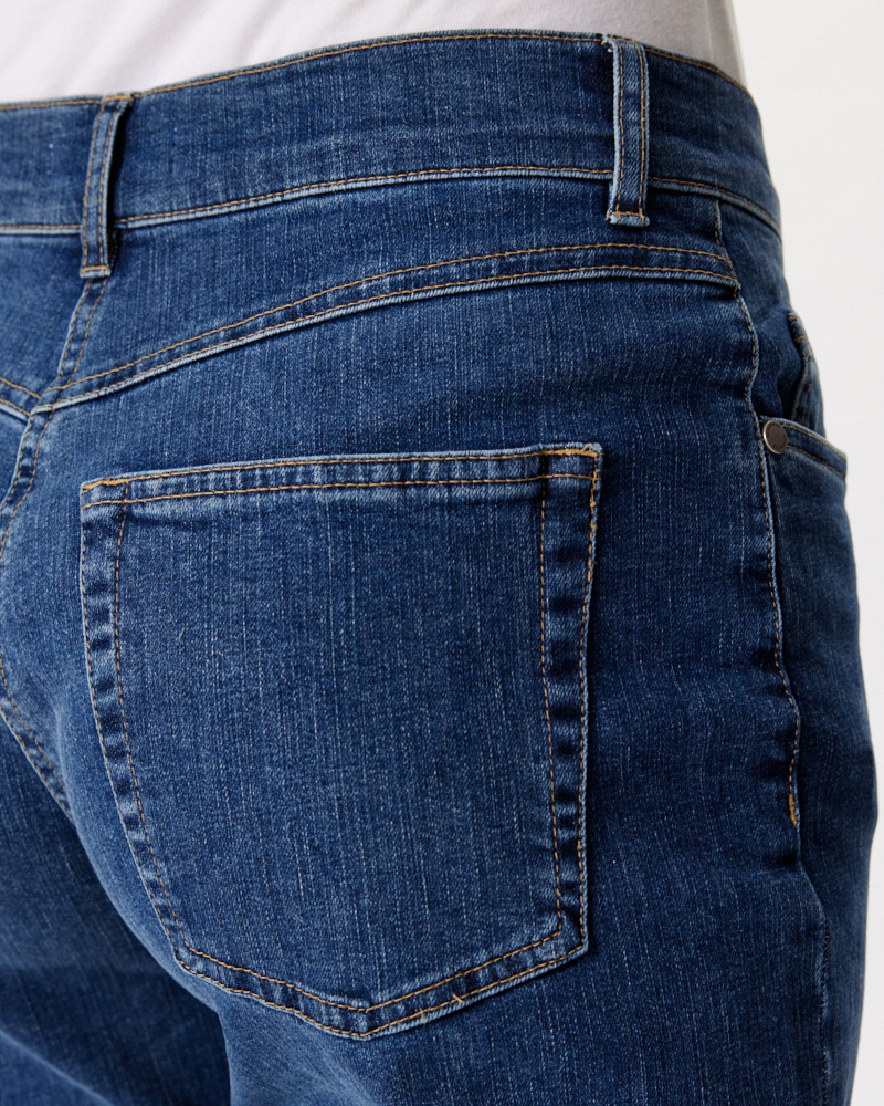 AUSGESTELLTE JEANS L VON BLOOMERS
