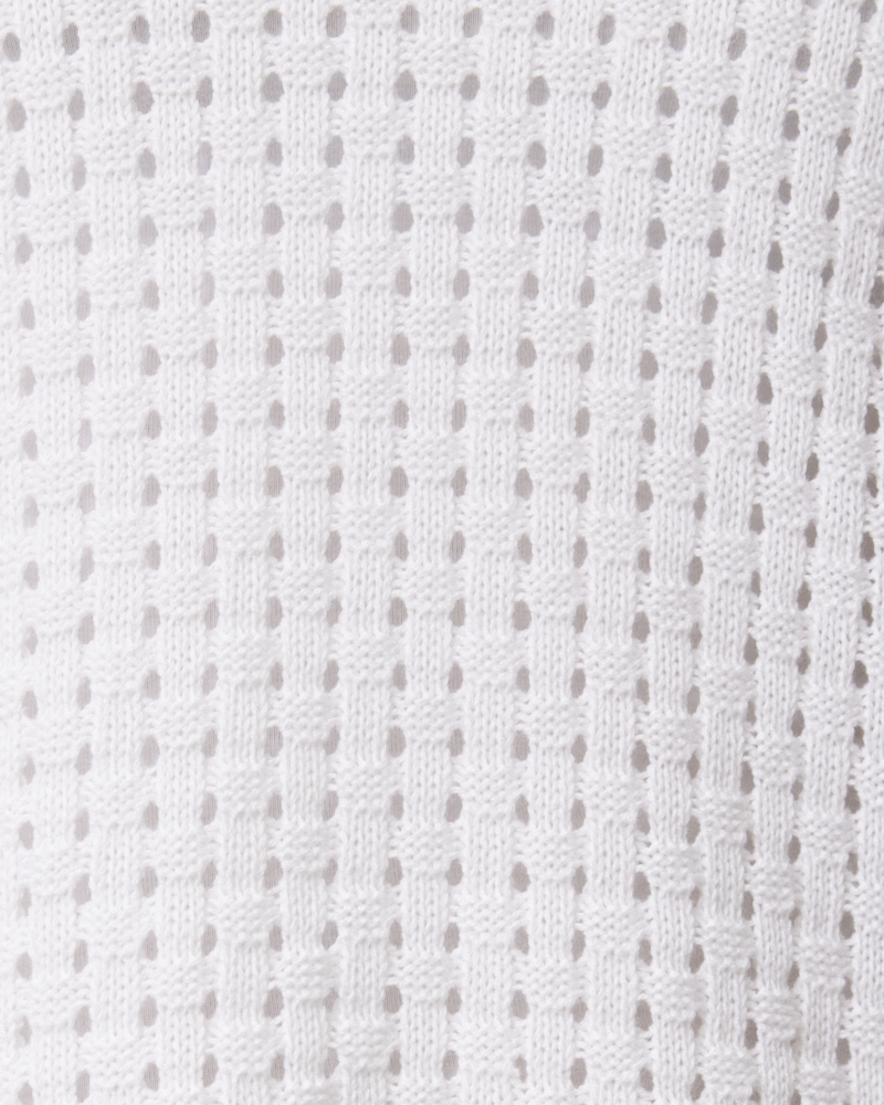 BEQUEMER LOCHMUSTER-PULLI