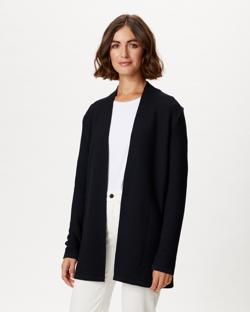 LANGE STRICKJACKE IN ZWEI FARBEN