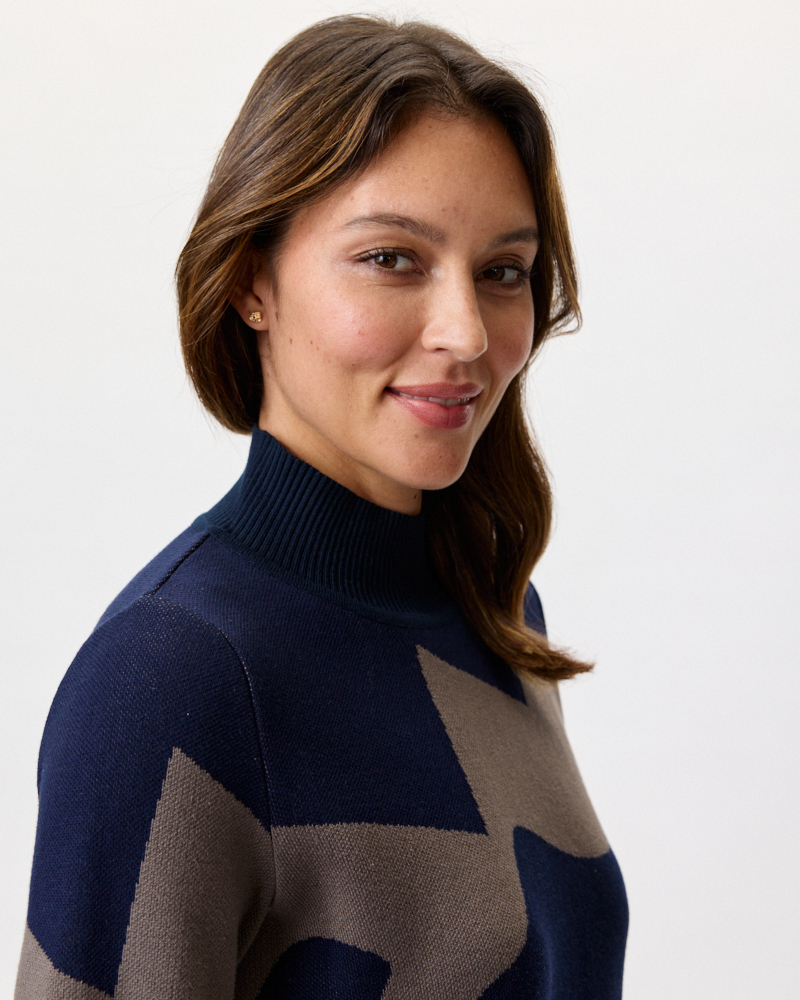 WEICHER FEINSTRICK-PULLI