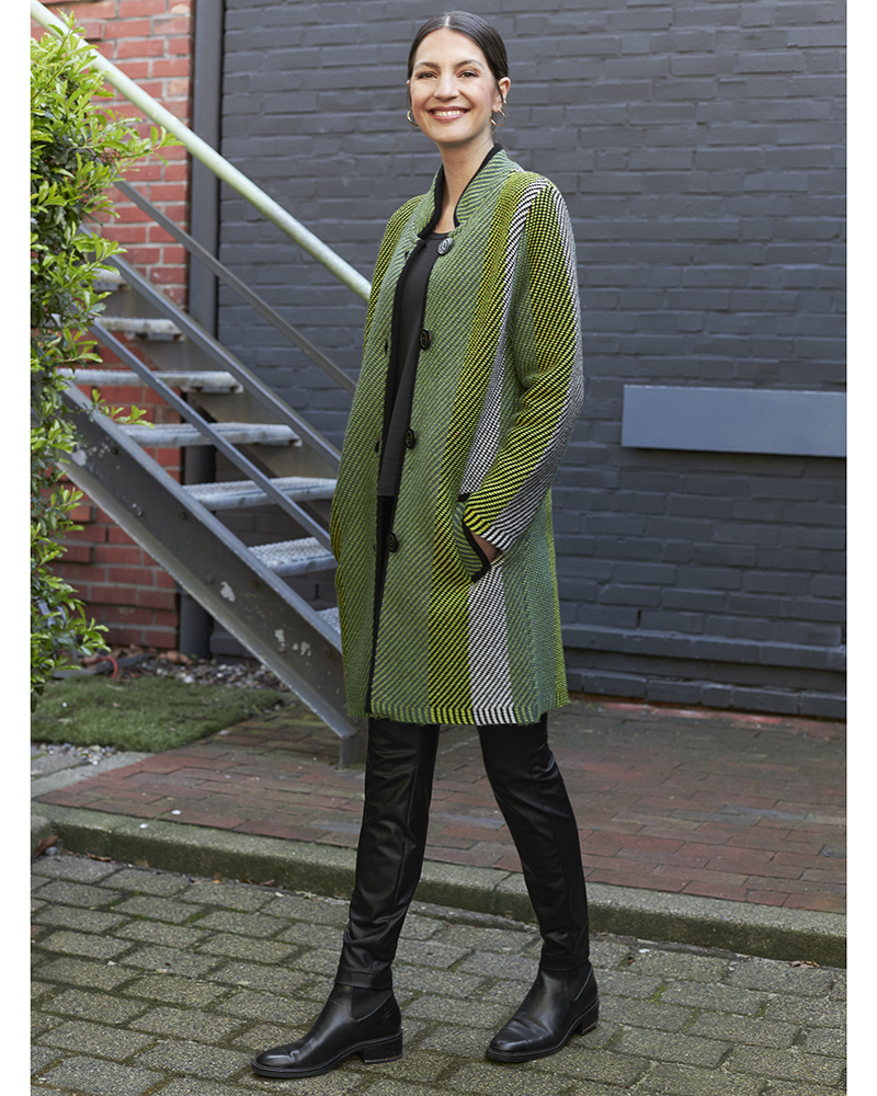 EDLE STRICKJACKE VON KARIN HERTZ