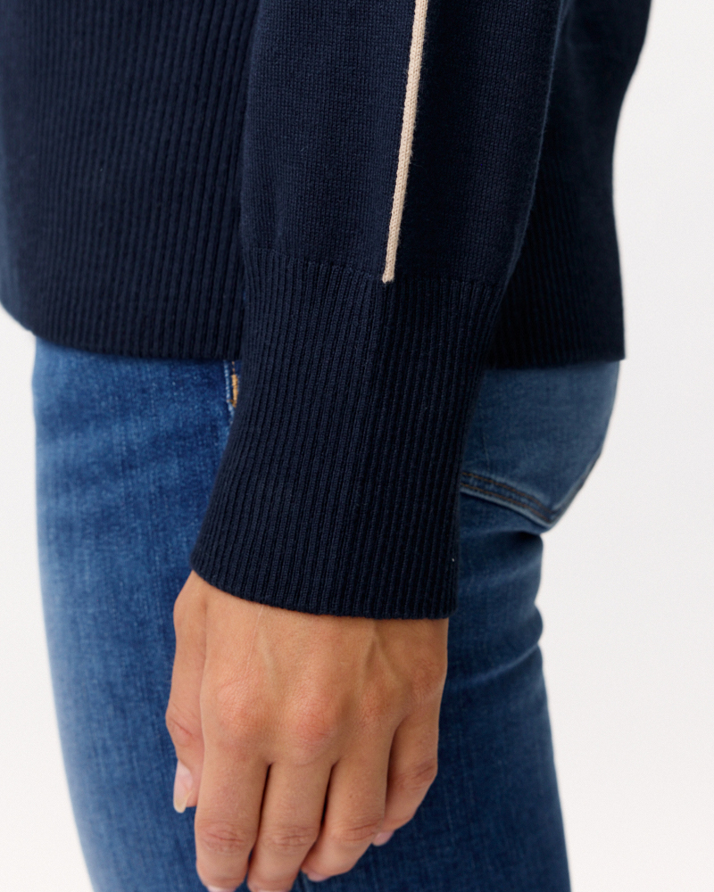 GERADER ROLLKRAGEN-PULLI