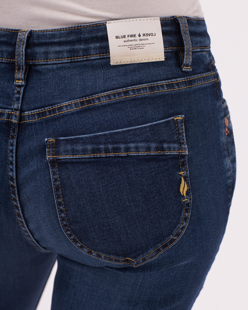 SCHMALE JEANS L VON BLUE FIRE